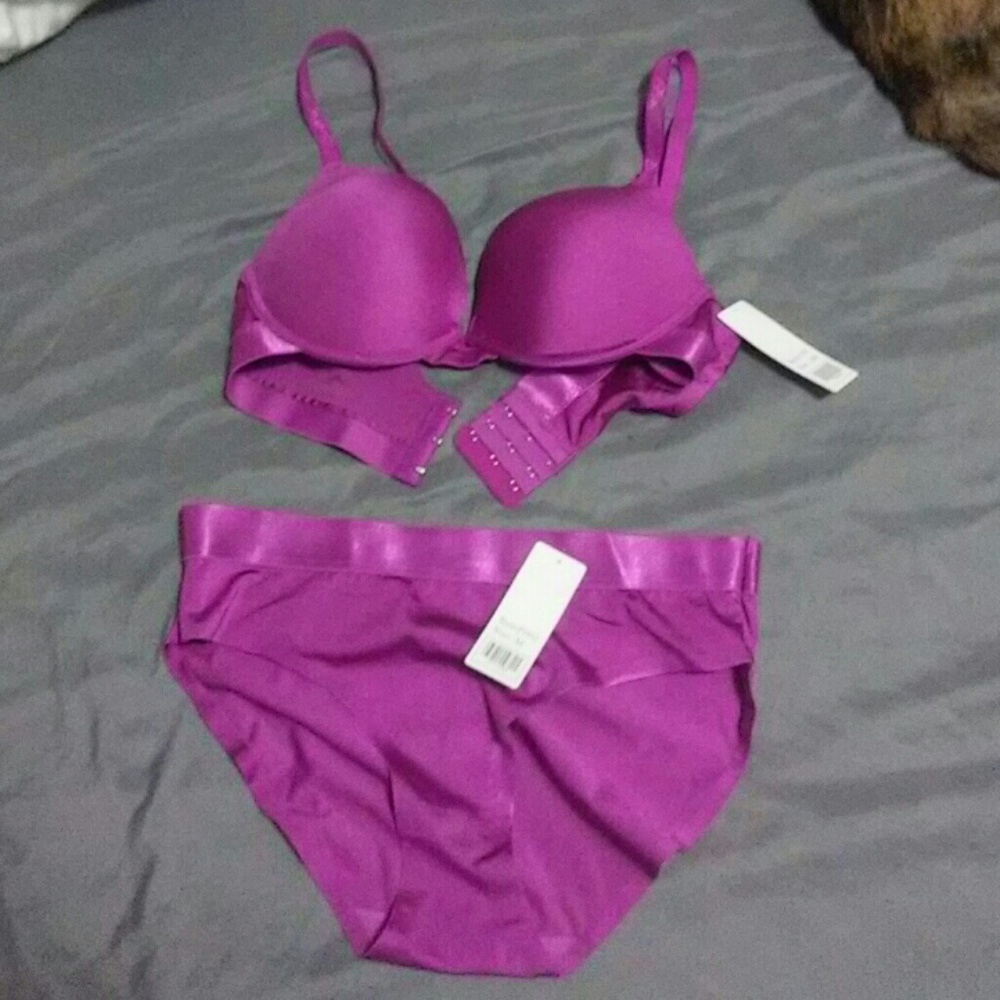 34B bar with panties